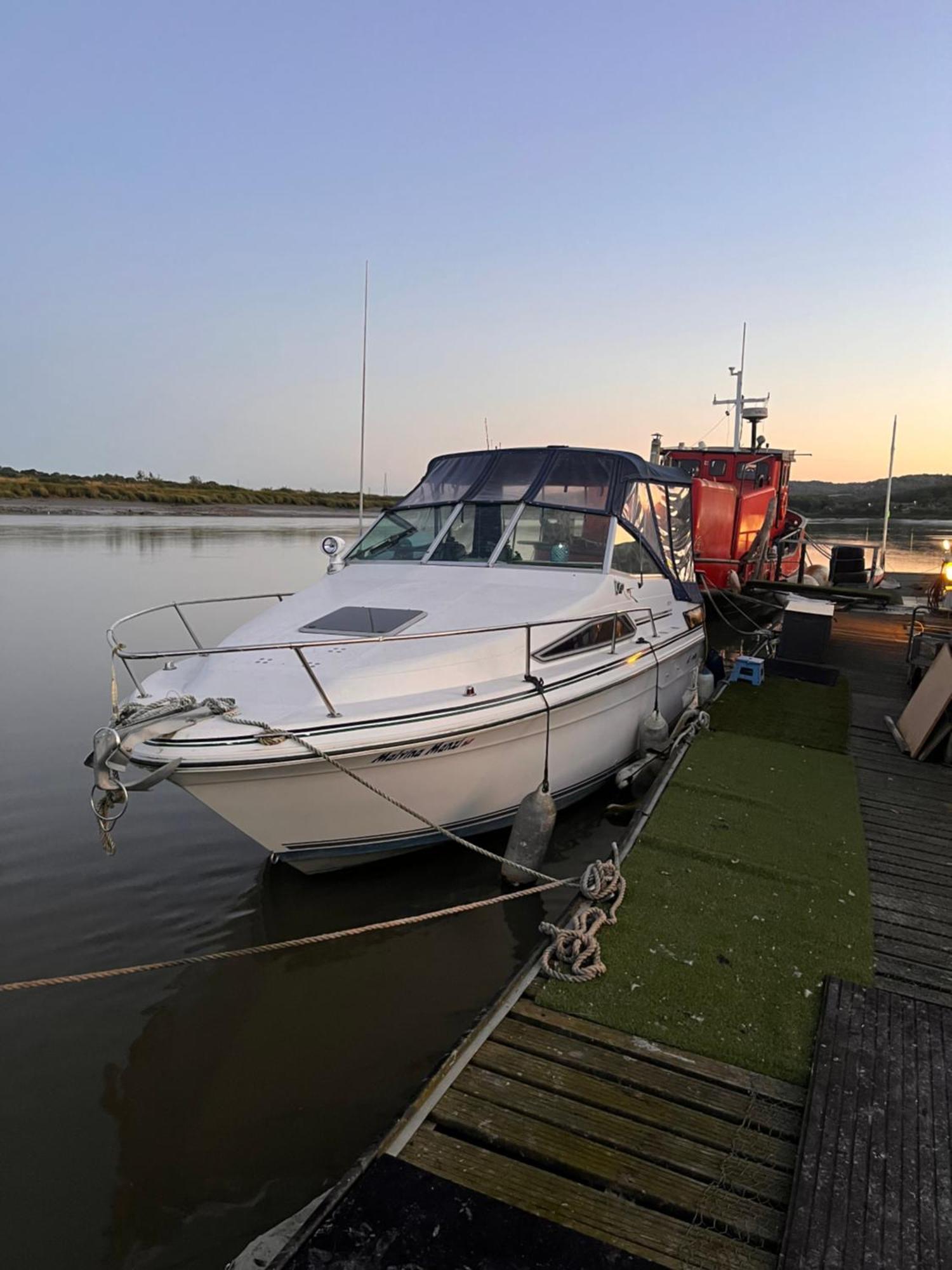 Готель Floatsyerboat Cuxton Екстер'єр фото
